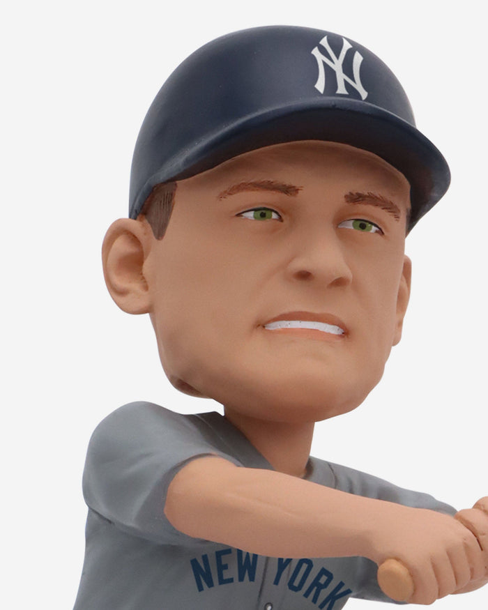 Roger Maris New York Yankees Sports Illustrated Cover Bobblehead FOCO - FOCO.com