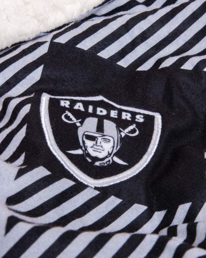 Las Vegas Raiders Lounge Life Reversible Robe FOCO - FOCO.com