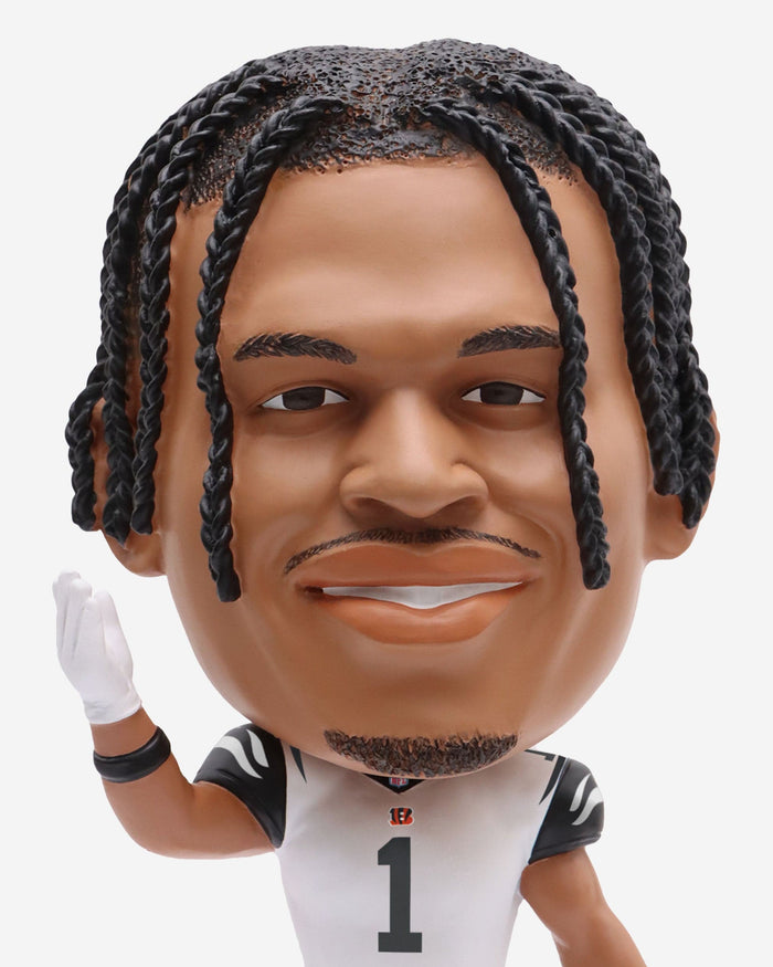 Ja'Marr Chase Cincinnati Bengals White Tiger Stripe Uniform Field Stripe Bighead Bobblehead FOCO - FOCO.com