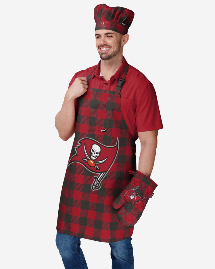 Tampa Bay Buccaneers Plaid Apron FOCO - FOCO.com