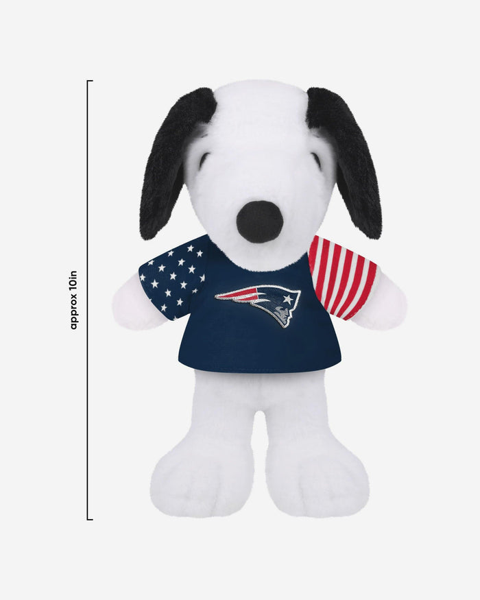 New England Patriots USA Flag Snoopy Peanuts Team Jersey Plush FOCO - FOCO.com