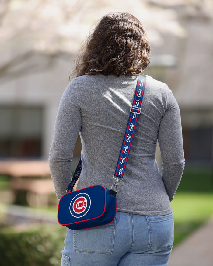 Chicago Cubs Team Logo Crossbody Bag FOCO - FOCO.com