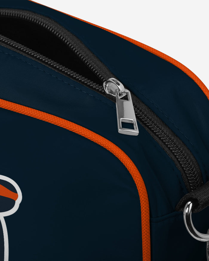 Chicago Bears Team Logo Crossbody Bag FOCO - FOCO.com