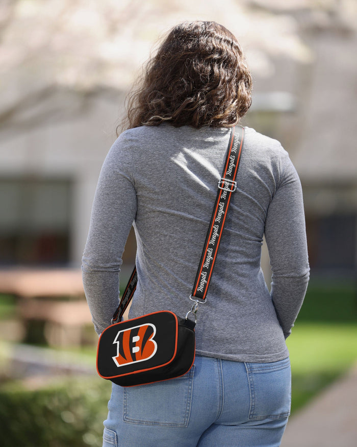 Cincinnati Bengals Team Logo Crossbody Bag FOCO - FOCO.com