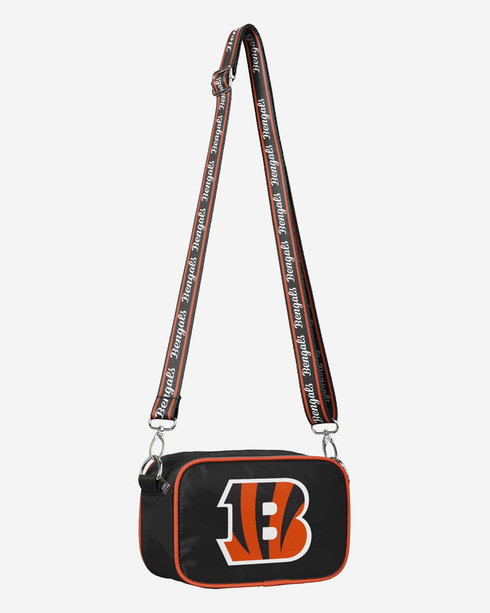 Cincinnati Bengals Team Logo Crossbody Bag FOCO - FOCO.com