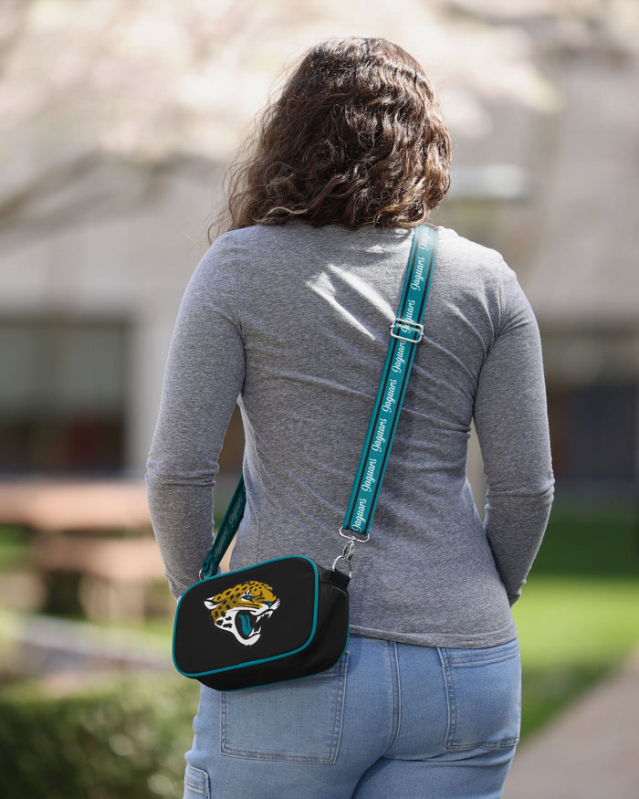 Jacksonville Jaguars Team Logo Crossbody Bag FOCO - FOCO.com