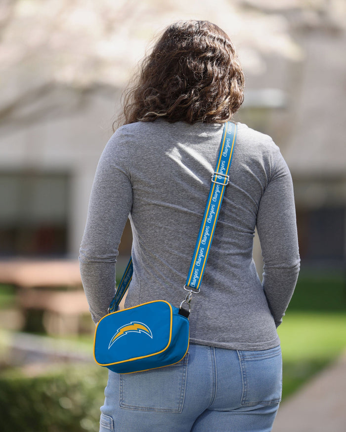 Los Angeles Chargers Team Logo Crossbody Bag FOCO - FOCO.com