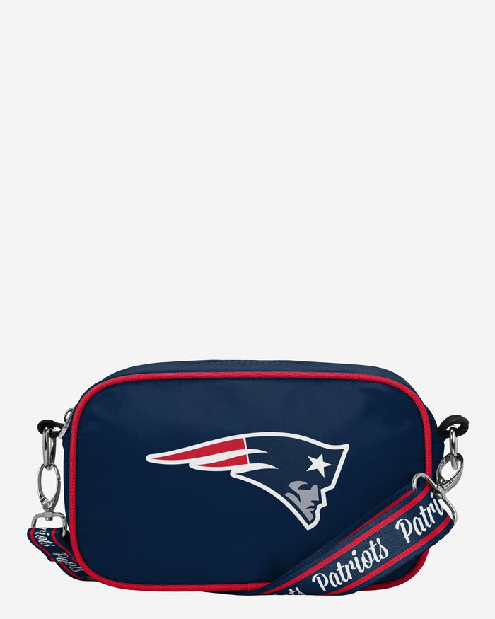 New England Patriots Team Logo Crossbody Bag FOCO - FOCO.com