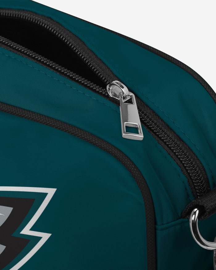 Philadelphia Eagles Team Logo Crossbody Bag FOCO - FOCO.com