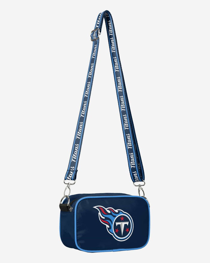 Tennessee Titans Team Logo Crossbody Bag FOCO - FOCO.com