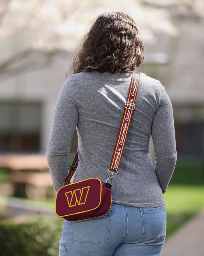 Washington Commanders Team Logo Crossbody Bag FOCO - FOCO.com