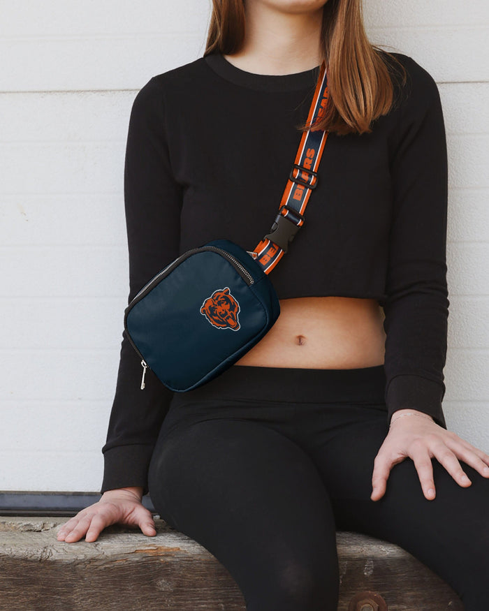 Chicago Bears Team Wordmark Crossbody Belt Bag FOCO - FOCO.com