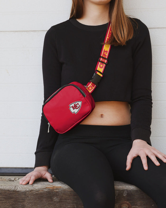 Kansas City Chiefs Team Wordmark Crossbody Belt Bag FOCO - FOCO.com