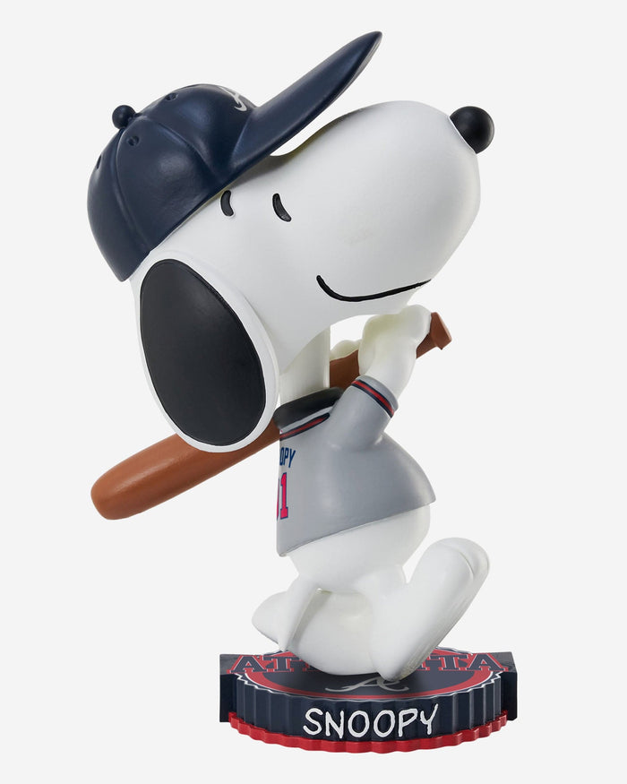 Atlanta Braves Snoopy Peanuts Bighead Bobblehead FOCO - FOCO.com