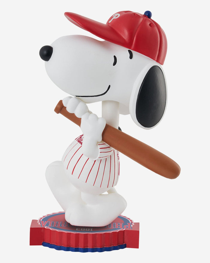 Philadelphia Phillies Snoopy Peanuts Bighead Bobblehead FOCO - FOCO.com