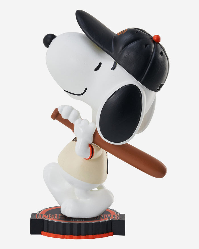 San Francisco Giants Snoopy Peanuts Bighead Bobblehead FOCO - FOCO.com