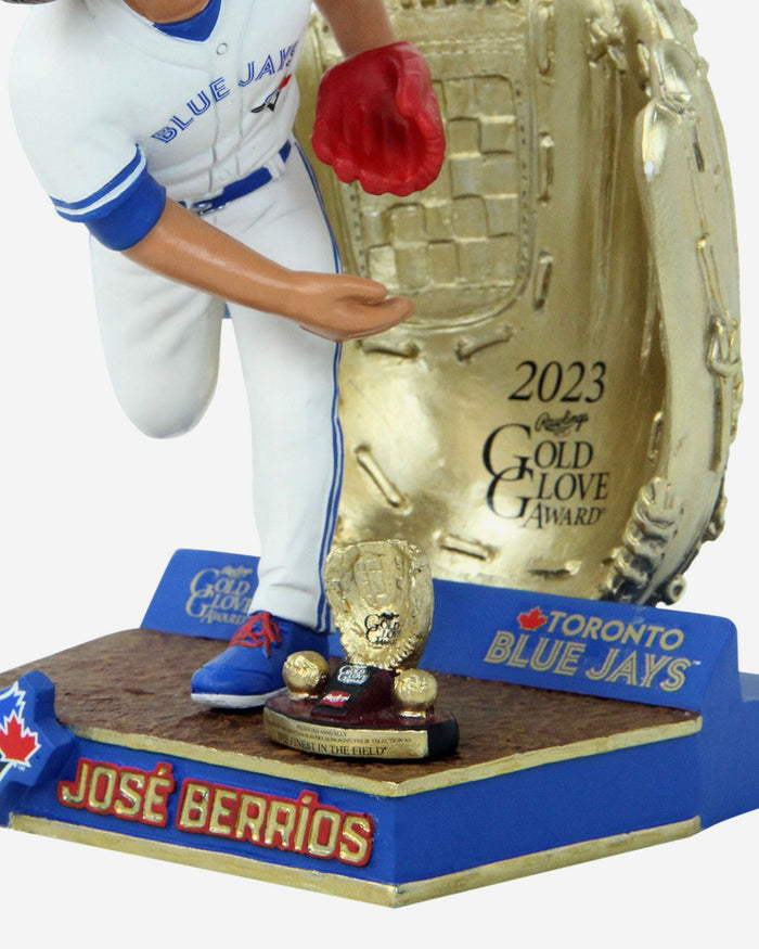 Jose Berrios Toronto Blue Jays 2023 Gold Glove Bobblehead FOCO - FOCO.com