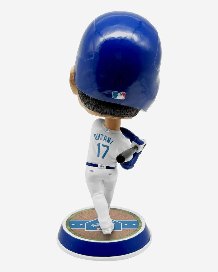 Shohei Ohtani Los Angeles Dodgers Field Stripe Bighead Bobblehead FOCO - FOCO.com