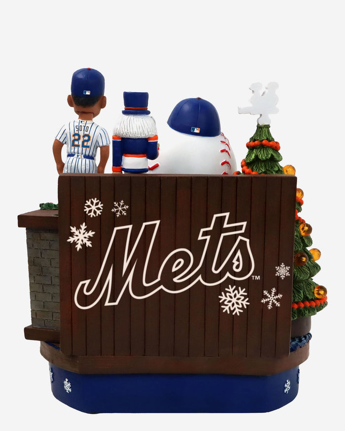 Mr Met & Juan Soto New York Mets Light Up Holiday Bobblehead Scene FOCO - FOCO.com