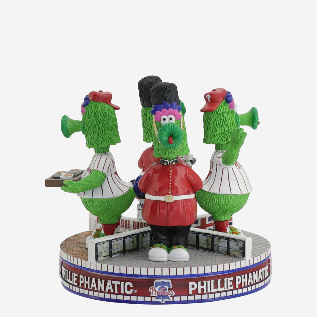 Phillie Phanatic Philadelphia Phillies 2024 MLB London Huddle Spinner Mini Bobblehead Scene FOCO - FOCO.com