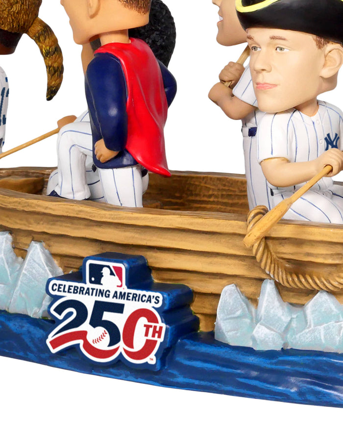New York Yankees America's 250th Anniversary Crossing the Delaware Mini Bobblehead Scene