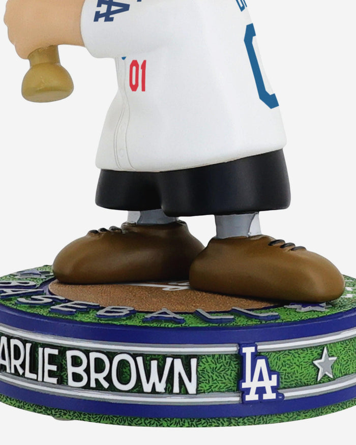 Los Angeles Dodgers Charlie Brown Peanuts Batting Bighead Bobblehead FOCO - FOCO.com