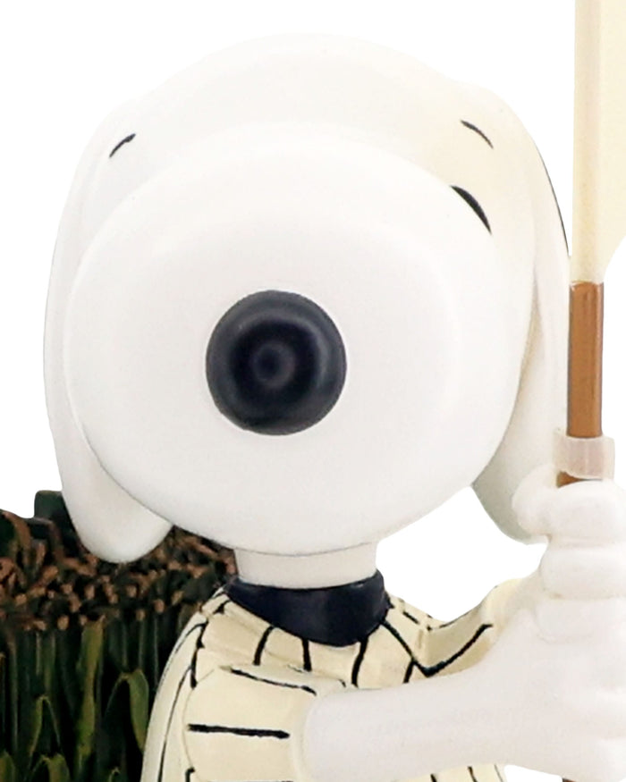 Minnesota Twins Snoopy Peanuts 2026 Dyersville Cornfield Mini Bobblehead FOCO - FOCO.com