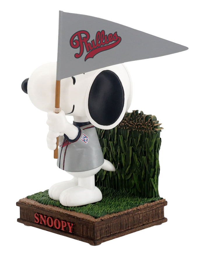 Philadelphia Phillies Snoopy Peanuts 2026 Dyersville Cornfield Mini Bobblehead FOCO - FOCO.com