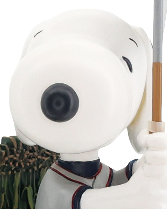 Philadelphia Phillies Snoopy Peanuts 2026 Dyersville Cornfield Mini Bobblehead FOCO - FOCO.com