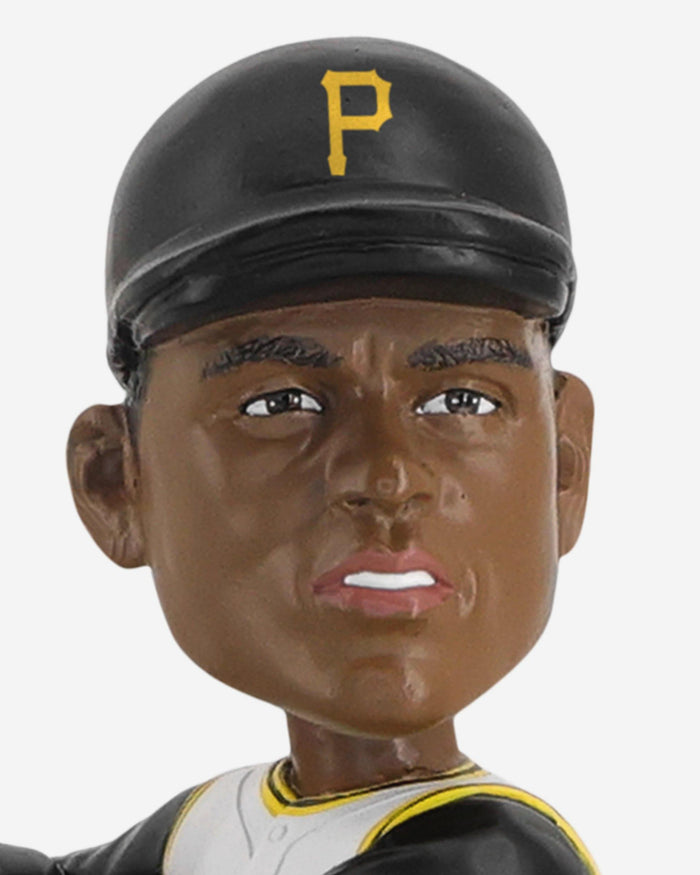 Roberto Clemente Pittsburgh Pirates 2X World Series Champions Bobblehead FOCO - FOCO.com