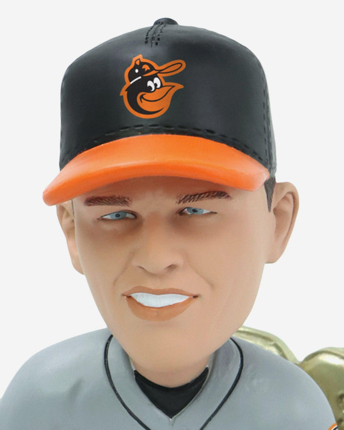 Brooks Robinson Baltimore Orioles 1970 Gold Glove Bobblehead FOCO - FOCO.com