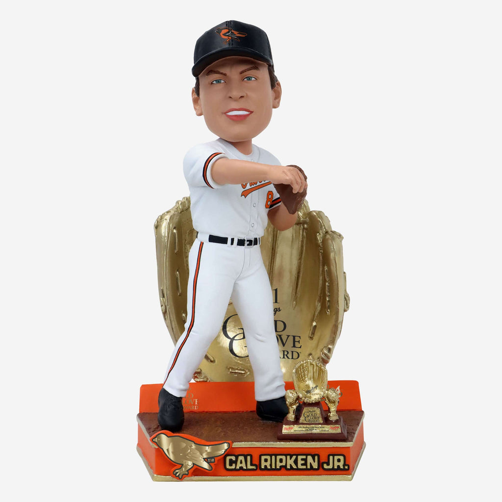 Cal Ripken Jr Baltimore Orioles 1991 Gold Glove Bobblehead FOCO - FOCO.com