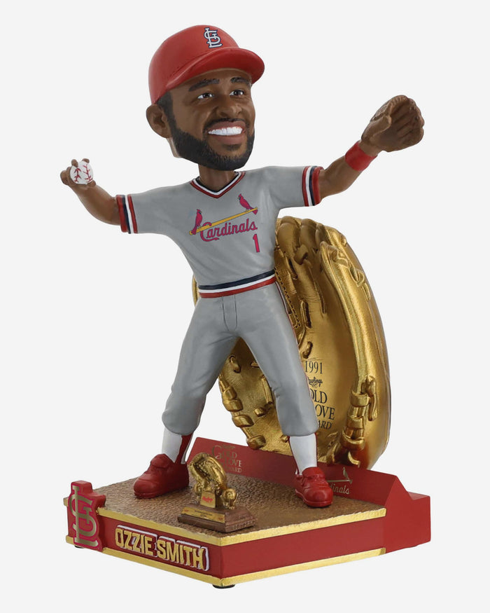 Ozzie Smith St Louis Cardinals 1991 Gold Glove Bobblehead FOCO - FOCO.com