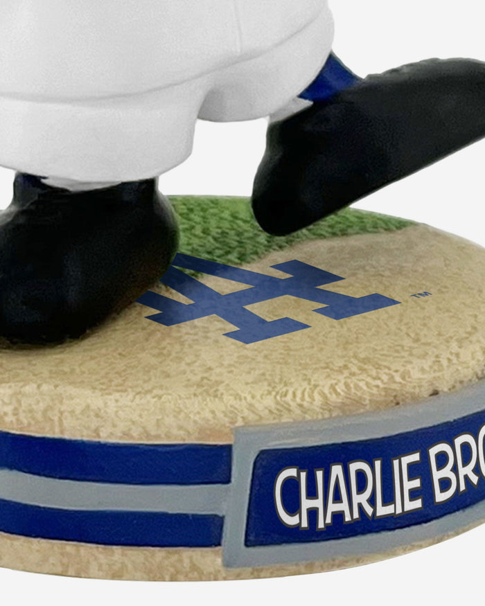 Los Angeles Dodgers Charlie Brown Peanuts Mini Bighead Bobblehead FOCO - FOCO.com