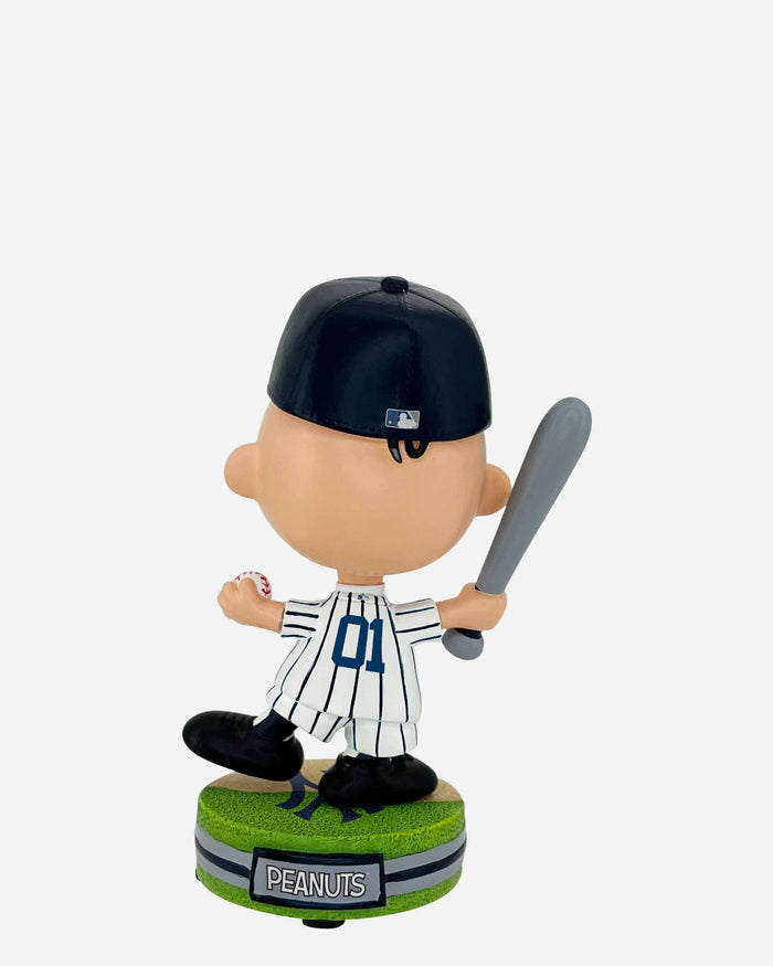 New York Yankees Charlie Brown Peanuts Mini Bighead Bobblehead FOCO - FOCO.com