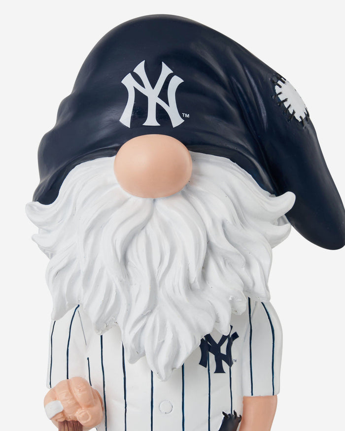 New York Yankees Gnome Bobblehead FOCO - FOCO.com