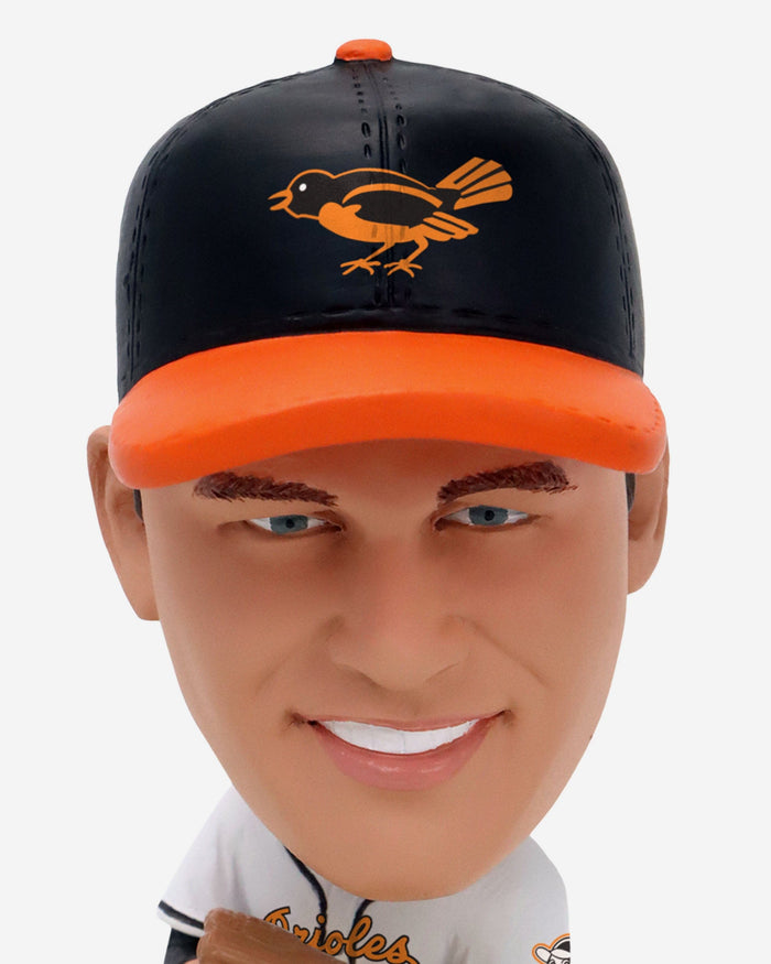 Brooks Robinson Baltimore Orioles 1960 Gold Glove Mini Bighead Bobblehead FOCO - FOCO.com
