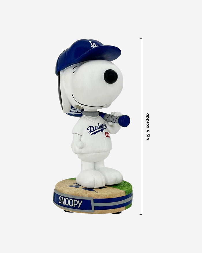 Los Angeles Dodgers Snoopy Peanuts Mini Bighead Bobblehead FOCO - FOCO.com