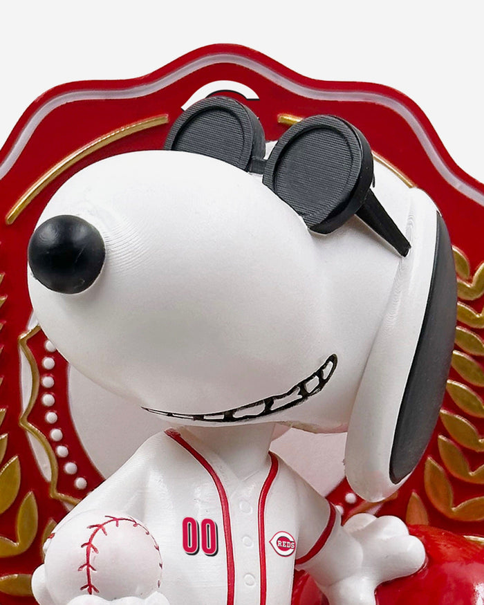 Cincinnati Reds Snoopy & Woodstock Joe Cool Peanuts Dual Bobblehead FOCO - FOCO.com