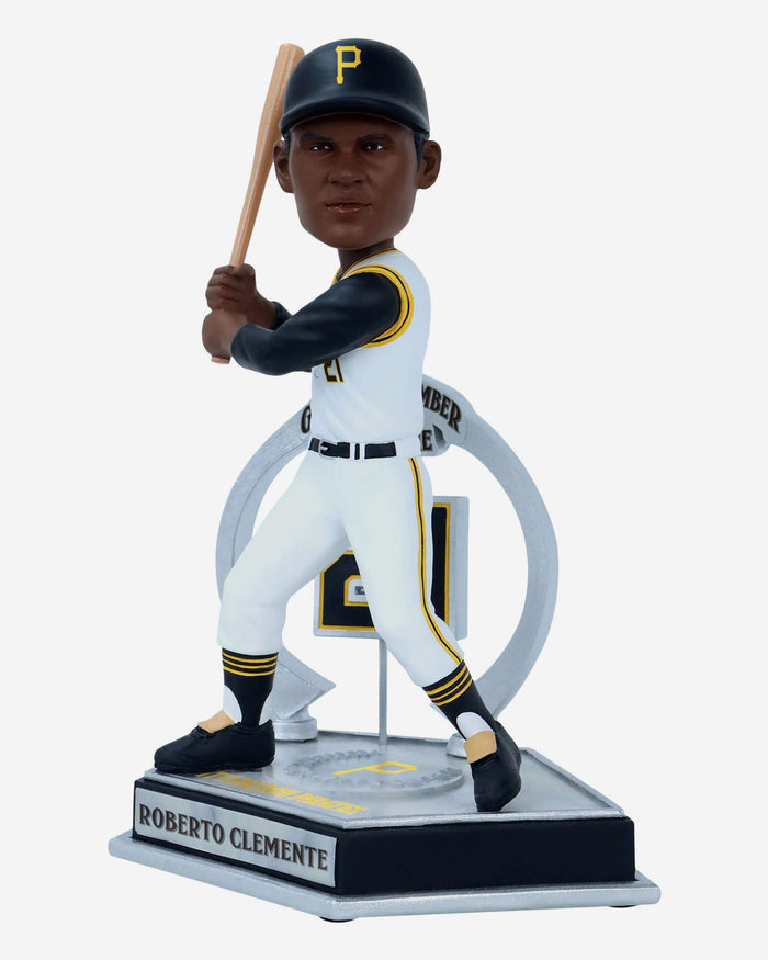 Roberto Clemente Pittsburgh Pirates Legendary Number 21 Bobblehead FOCO - FOCO.com