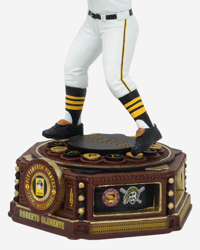 Roberto Clemente Pittsburgh Pirates Patch Collection Bobblehead FOCO - FOCO.com