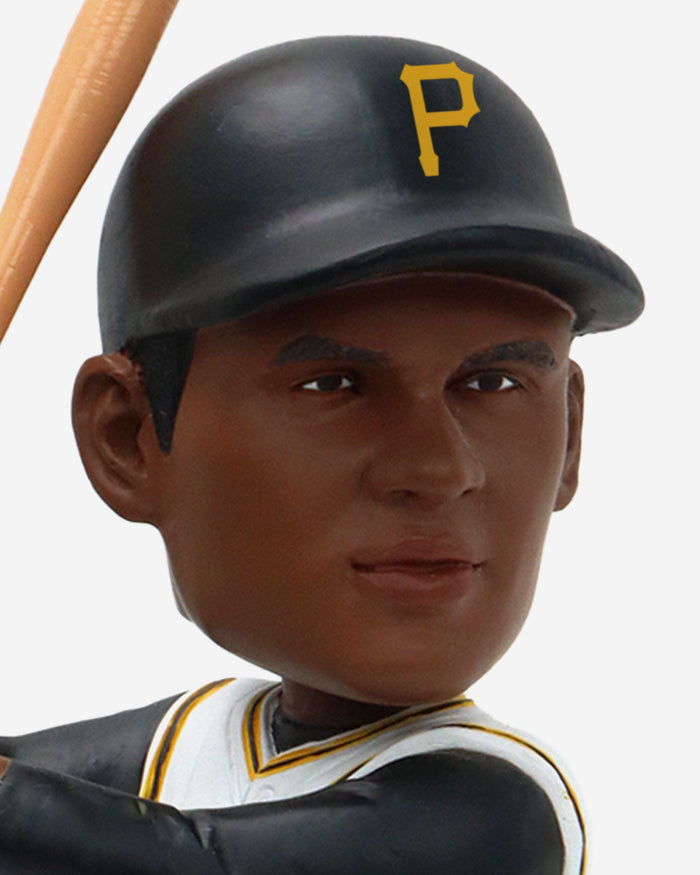 Roberto Clemente Pittsburgh Pirates Patch Collection Bobblehead FOCO - FOCO.com