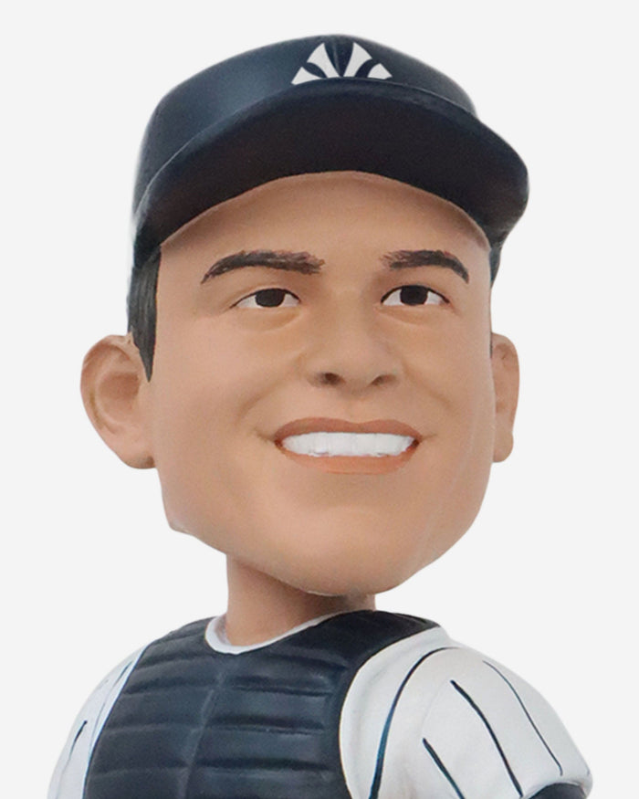 Yogi Berra New York Yankees Sports Illustrated Cover Bobblehead FOCO - FOCO.com