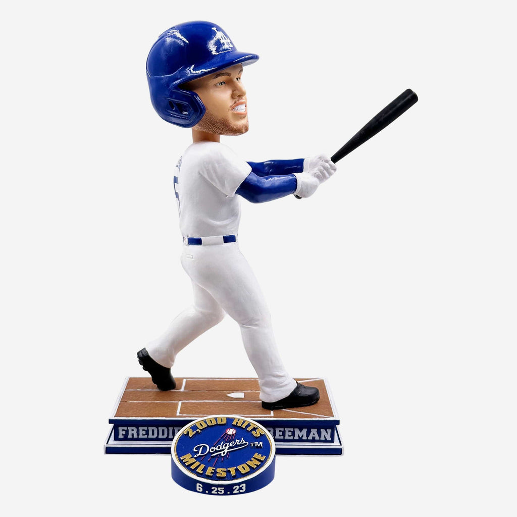 Freddie Freeman Los Angeles Dodgers 2000 Hit Bobblehead FOCO - FOCO.com
