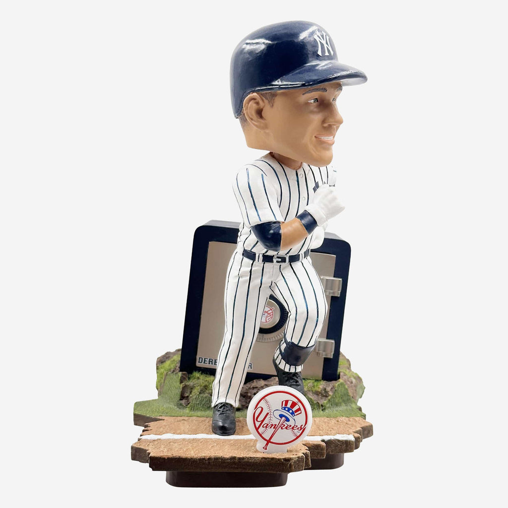 Derek Jeter New York Yankees Bank Bobblehead FOCO - FOCO.com