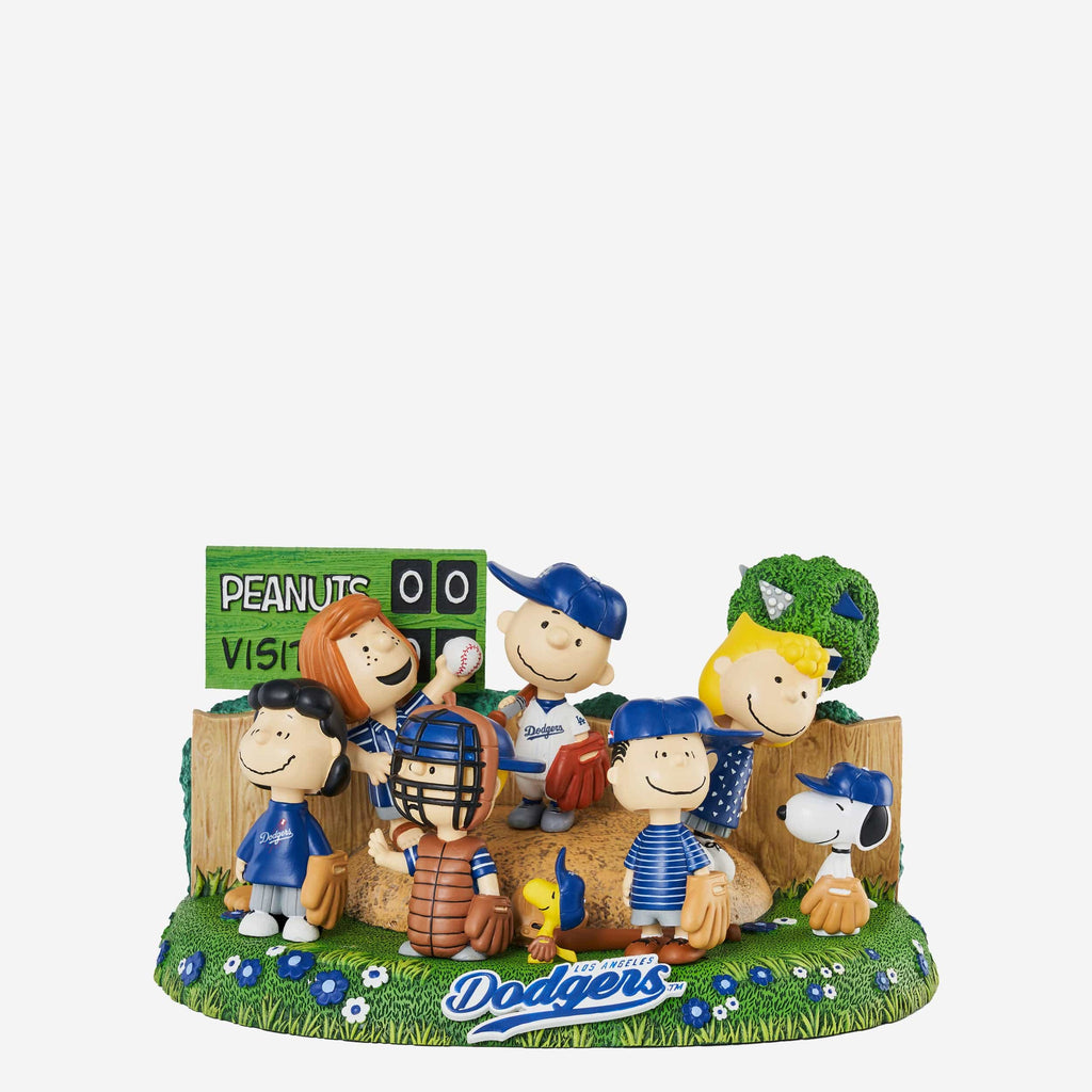 Los Angeles Dodgers Peanuts Gang Baseball Field Mini Bobblehead Scene FOCO - FOCO.com