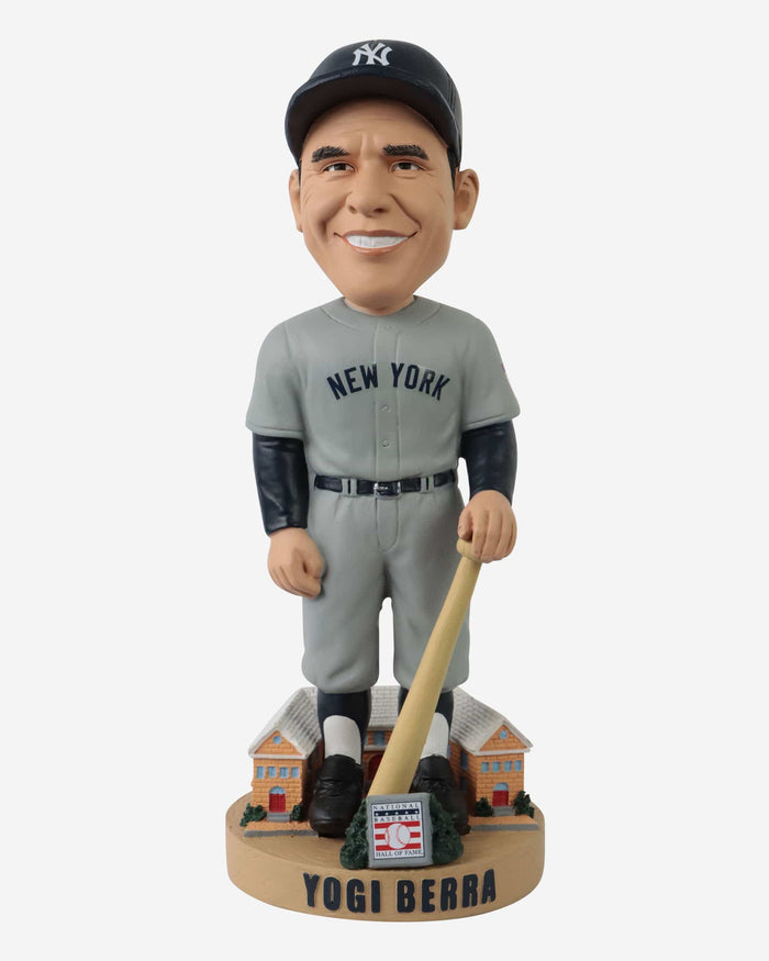 Yogi Berra New York Yankees Legends of the Park Hall of Fame Bobblehead FOCO - FOCO.com