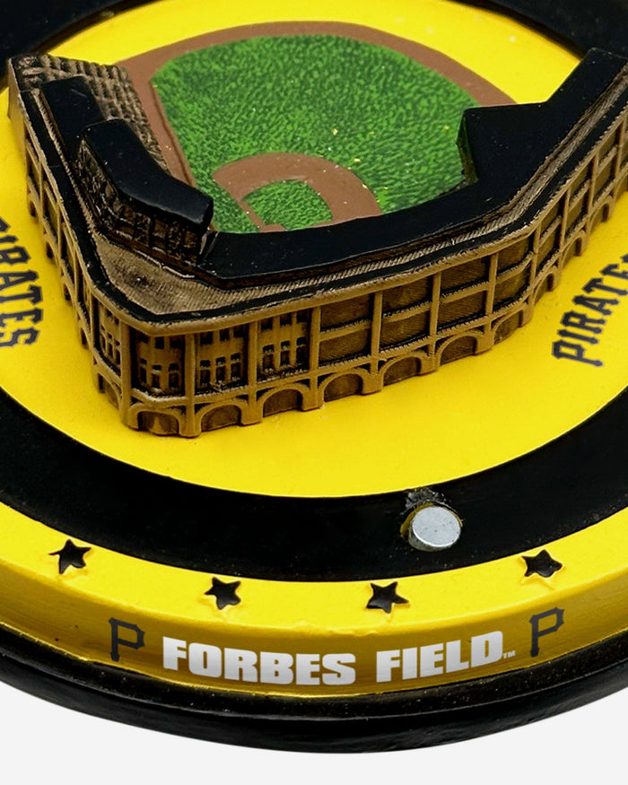 Roberto Clemente Pittsburgh Pirates Magnetic Stadium Base Bobblehead FOCO - FOCO.com