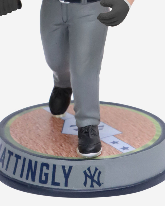 Don Mattingly New York Yankees Field Stripe Variant Bighead Bobblehead FOCO - FOCO.com