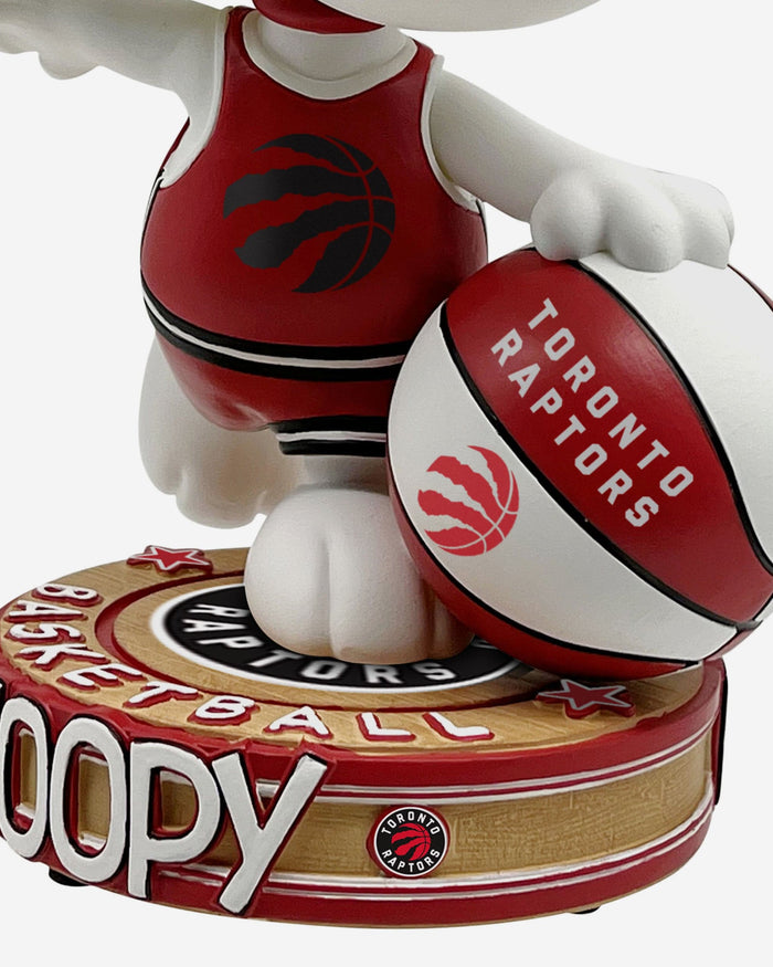 Toronto Raptors Snoopy Peanuts Bighead Bobblehead FOCO - FOCO.com